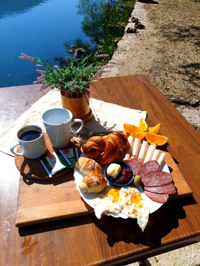 Hotel Lohovo Bihać 外观 照片