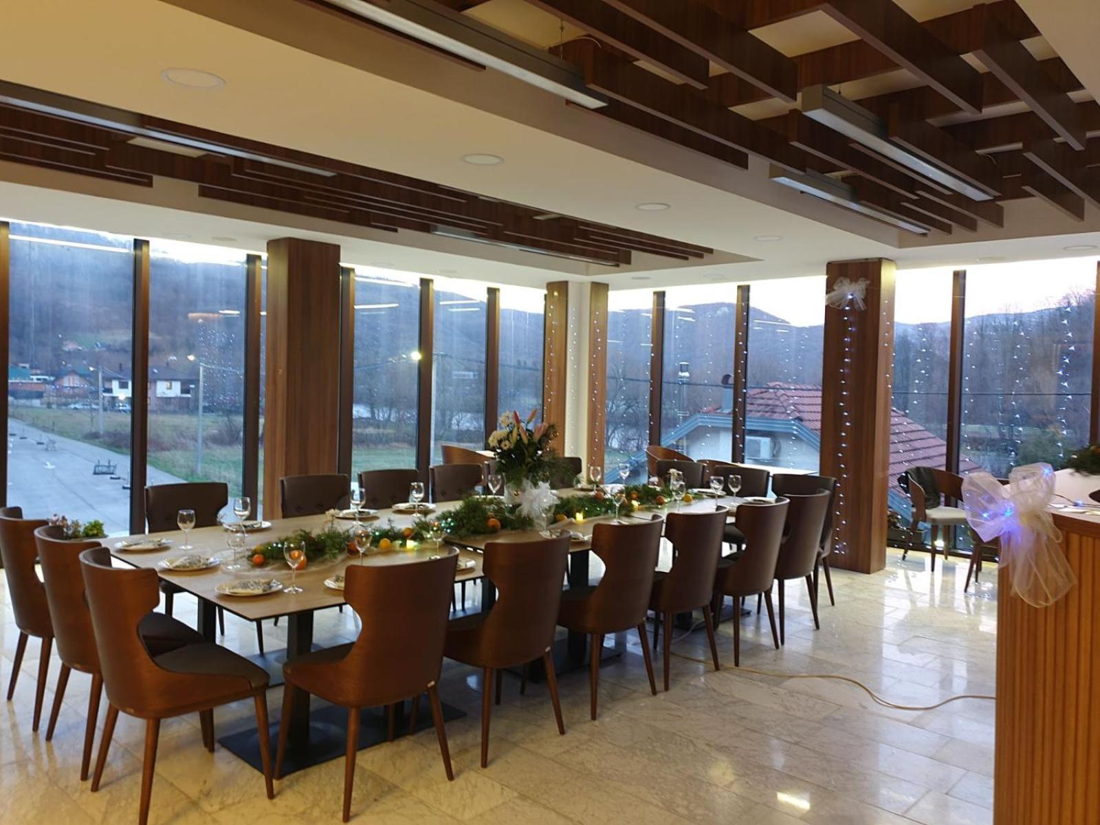 Hotel Lohovo Bihać 外观 照片
