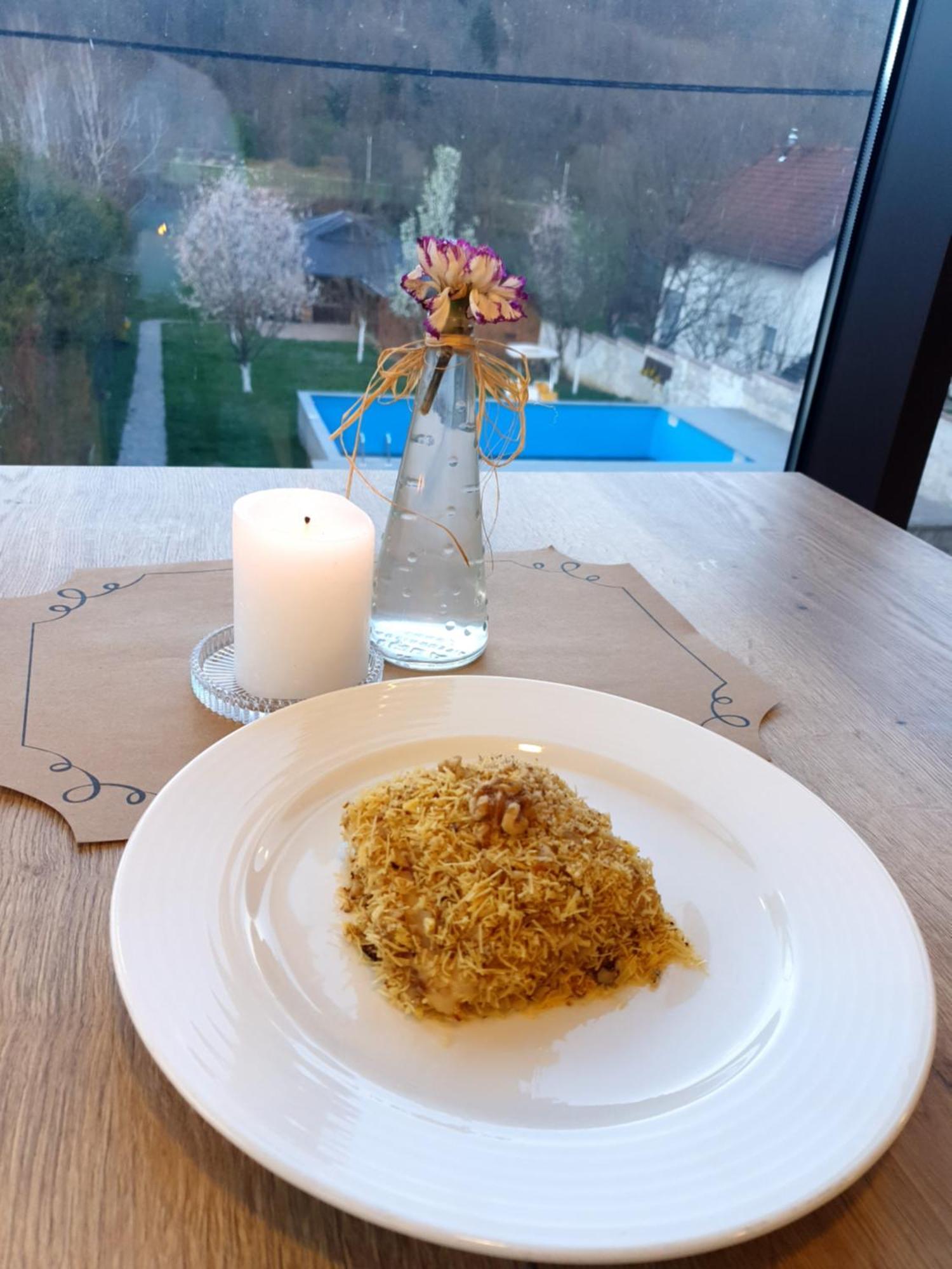 Hotel Lohovo Bihać 外观 照片